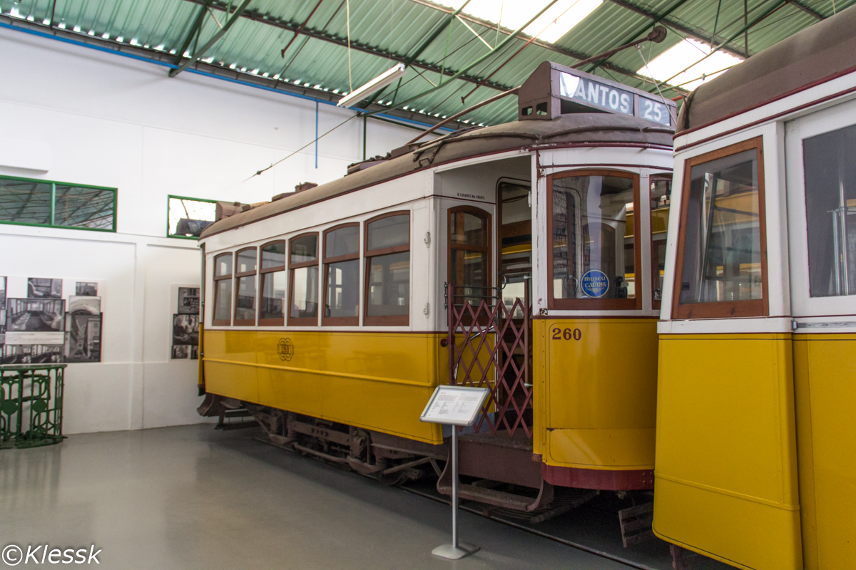 Lissabon, Carris 2-axle motorcar (Standard) # 260; Lissabon — Tram — Museu da Carris