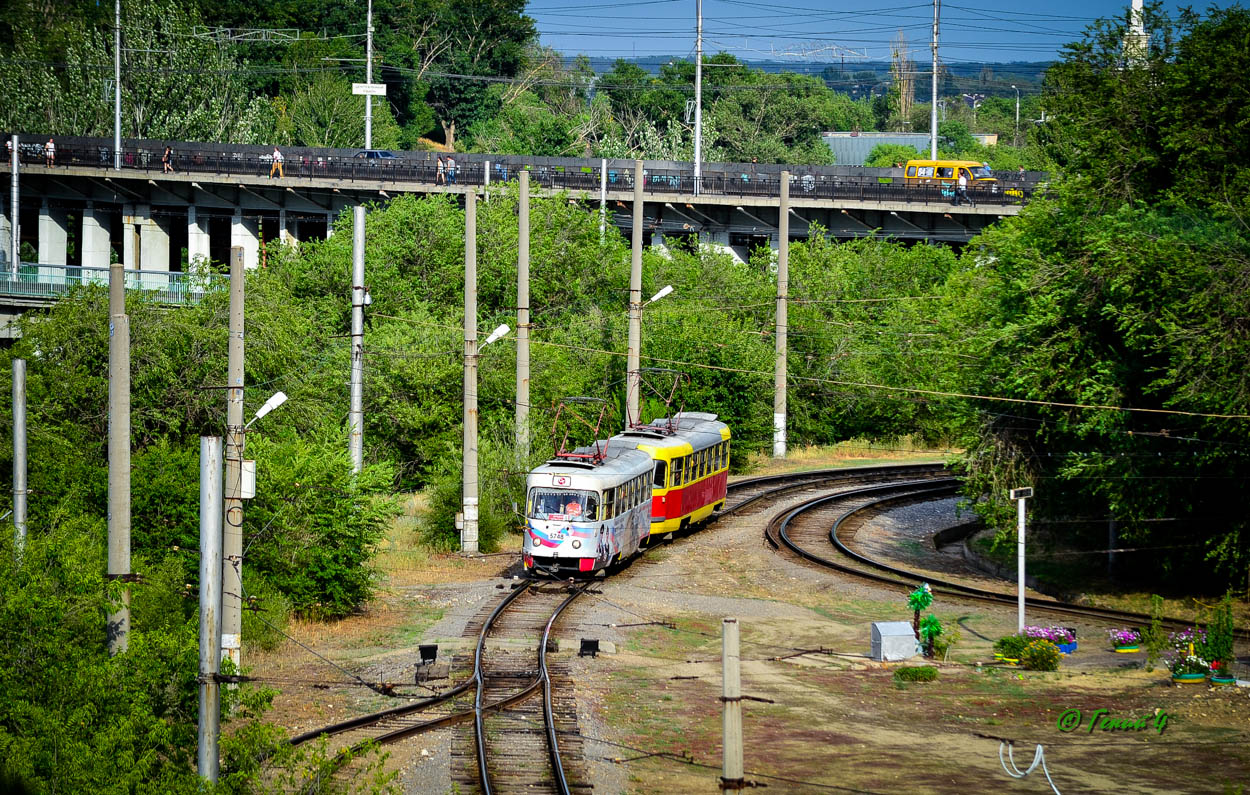 Volgograd, Tatra T3SU № 5748; Volgograd, Tatra T3SU № 5747; Volgograd — Tram lines: [5] Fifth depot — Tram rapid transit