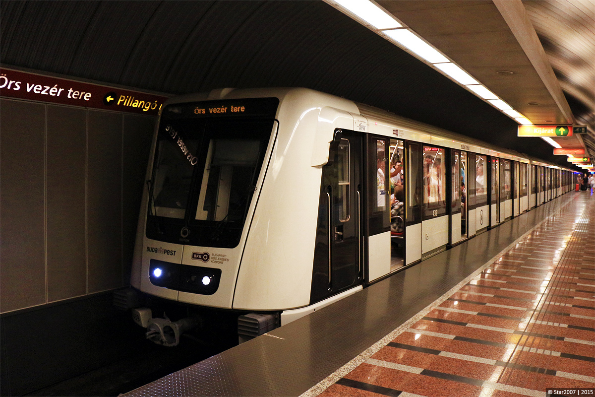 Budapest, Alstom Metropolis AM5-M2 # 439