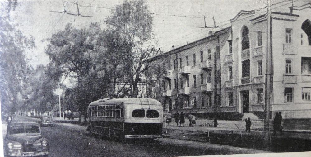 Душанбе, МТБ-82Д № 16; Душанбе — Исторические фотографии — Сталинабад