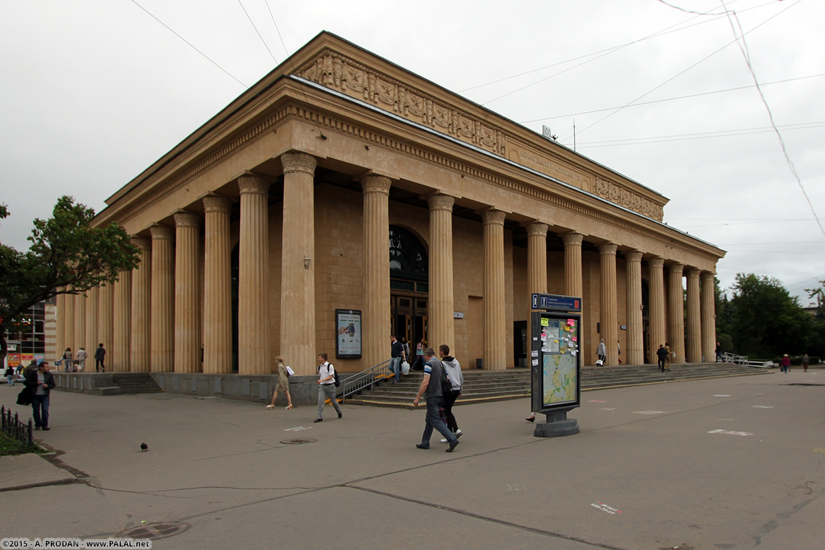 Санкт-Пецярбург — Метрополитен — Линия 1