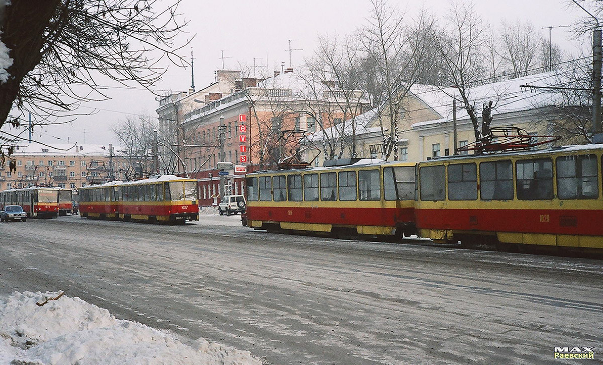 Barnaul, Tatra T6B5SU Nr. 1027; Barnaul, Tatra T6B5SU Nr. 1019; Barnaul, Tatra T6B5SU Nr. 1020