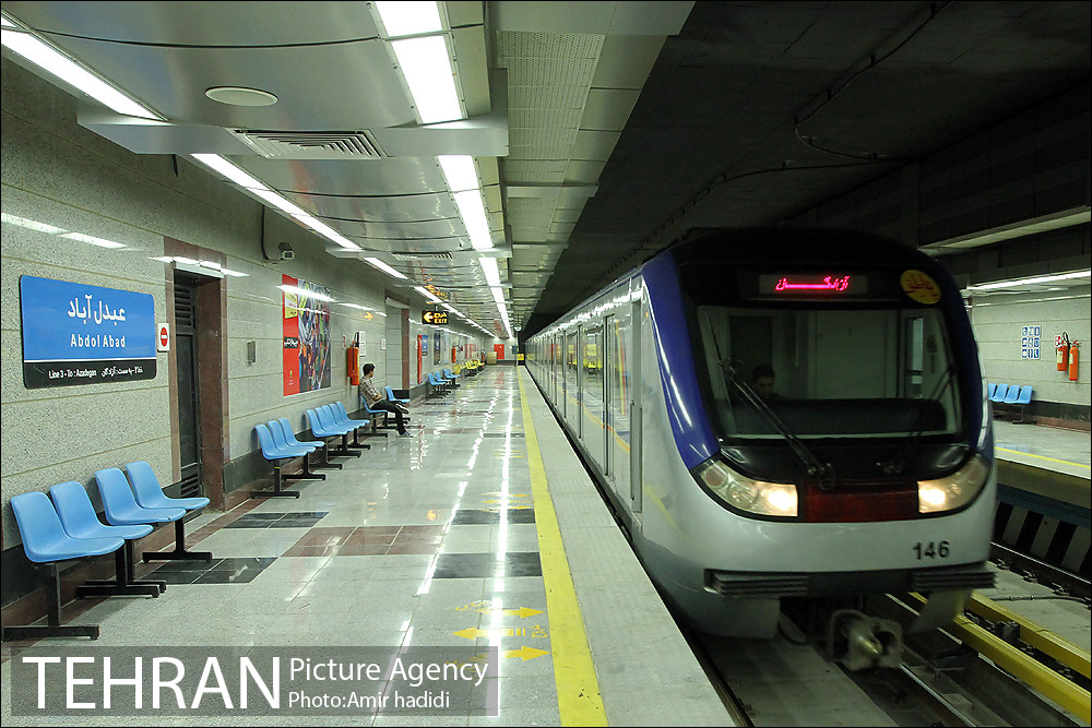 Тегеран — Метрополитен — подвижной состав