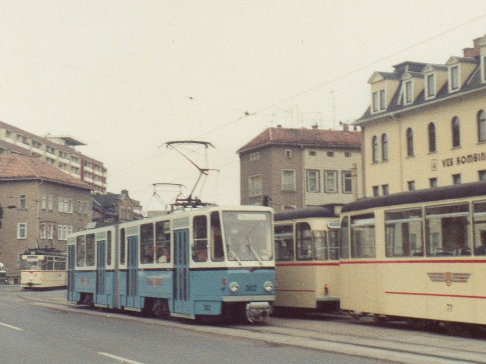 Gotha, Tatra KT4D — 302