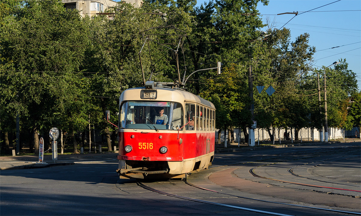 Київ, Tatra T3SU № 5516