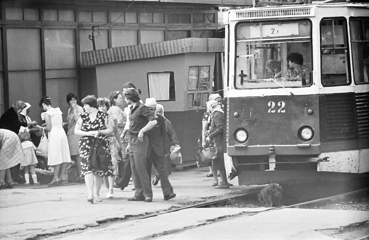 Енакиево, 71-605 (КТМ-5М3) № 22; Енакиево — Исторические фотографии