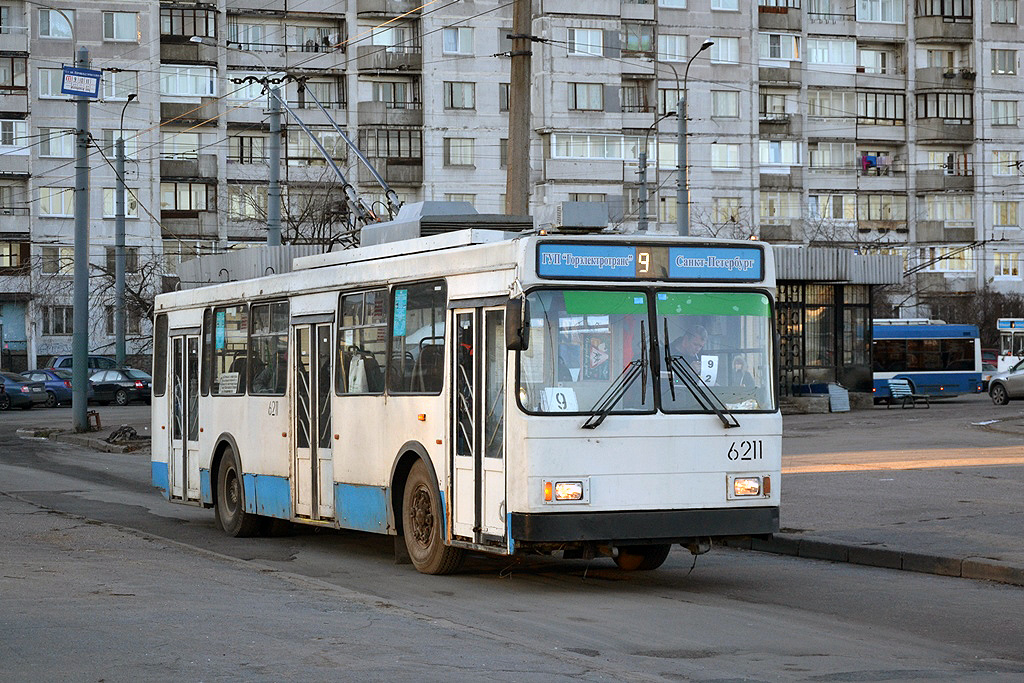 Petrohrad, VMZ-5298-20 č. 6211