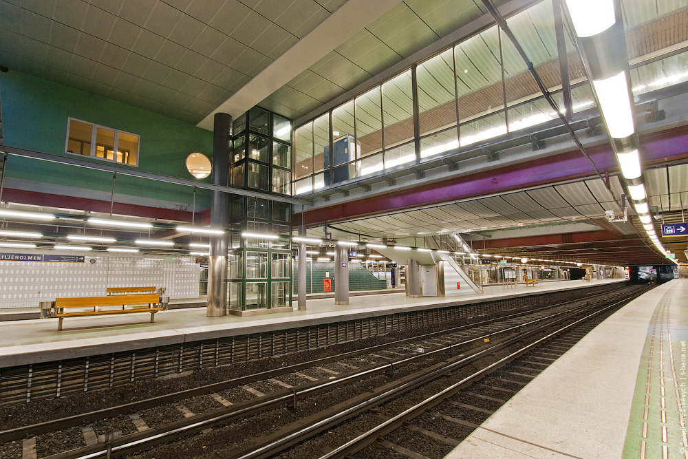 Tukholma — Tunnelbana — Red Line | Röda Linjen
