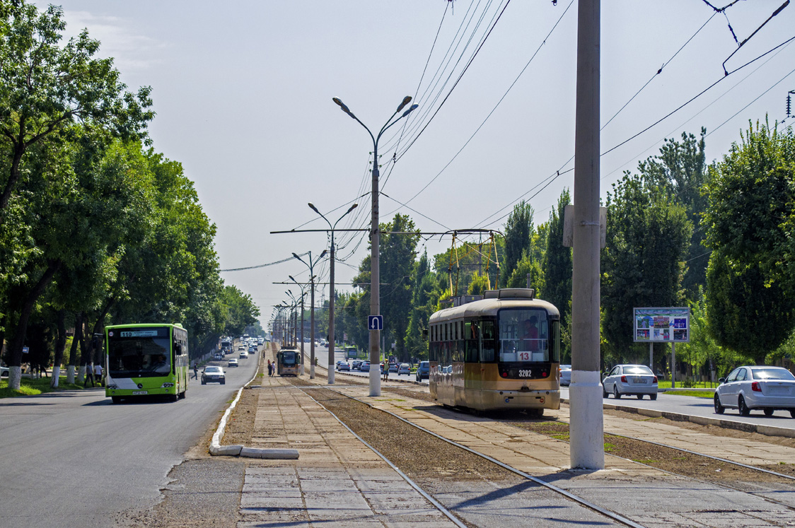 Tashkent, Vario LF.S Nr. 3202; Tashkent — Tram network and infrastructure
