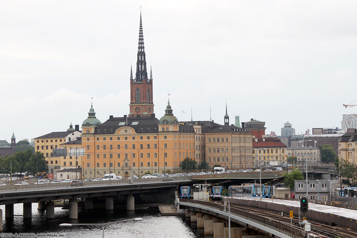 Stockholm — Tunnelbana — Green Line | Gröna Linjen; Stockholm — Tunnelbana — Red Line | Röda Linjen