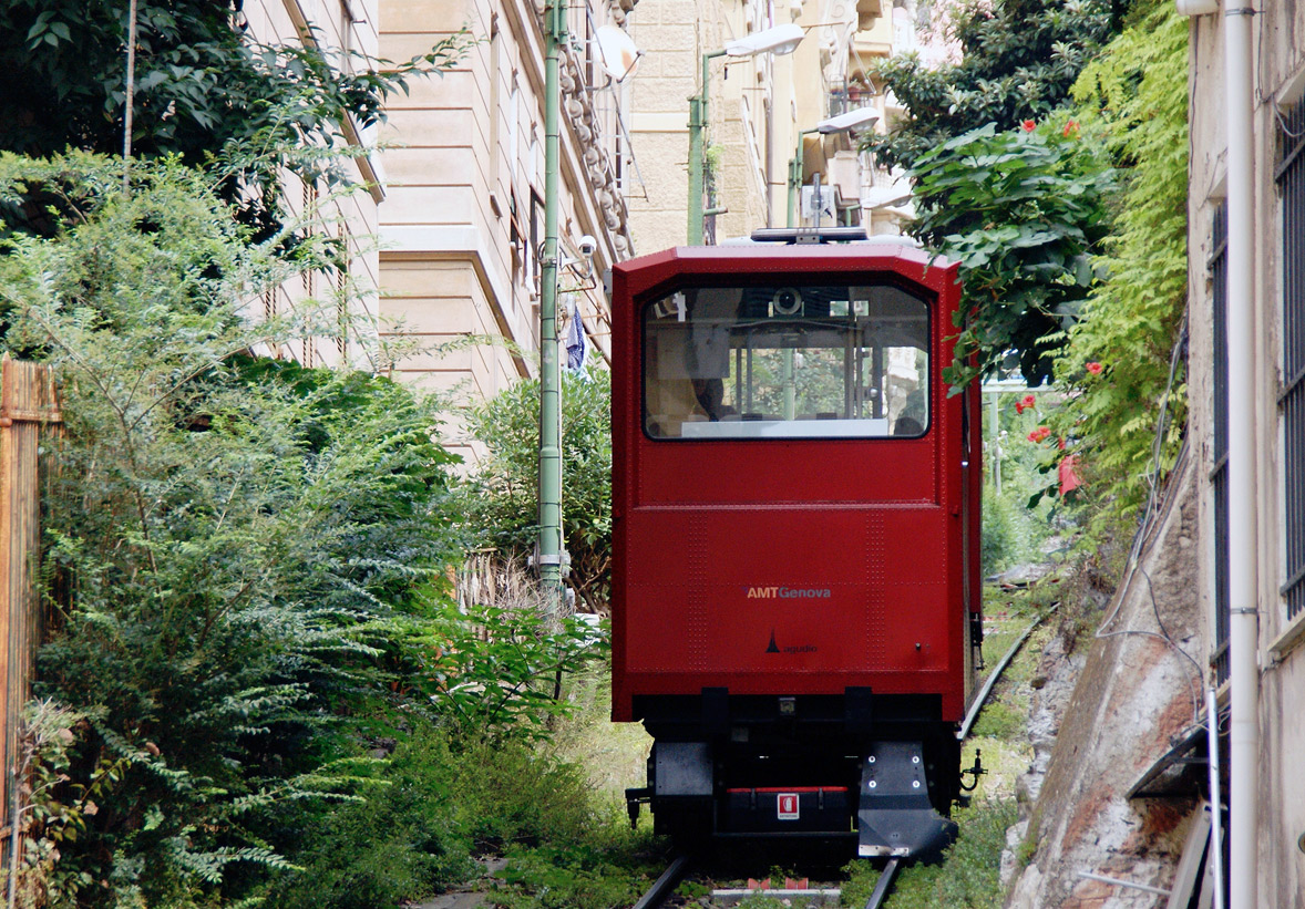 Genoa, Funicular* Nr 1
