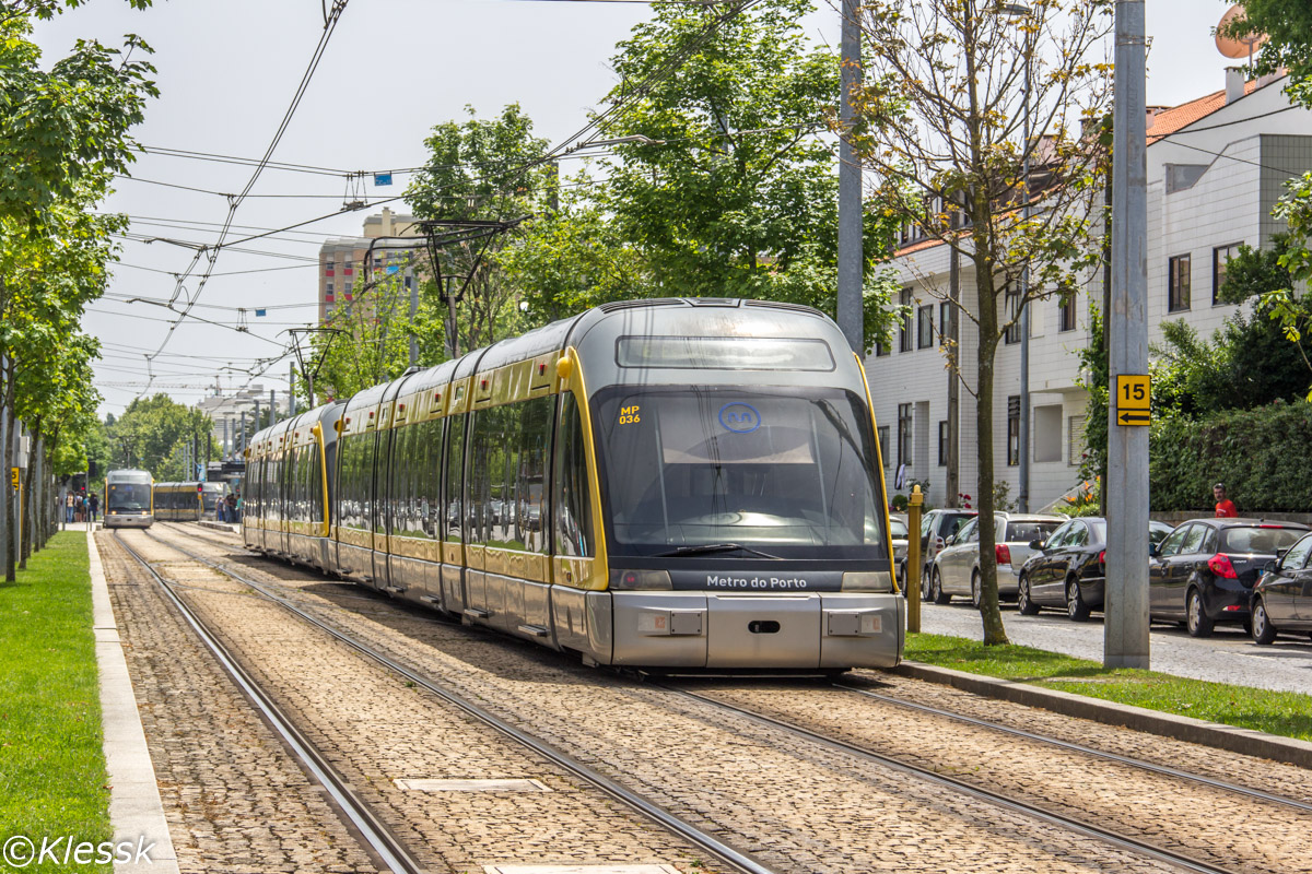 Porto, Bombardier Eurotram (Flexity Outlook) № MP036