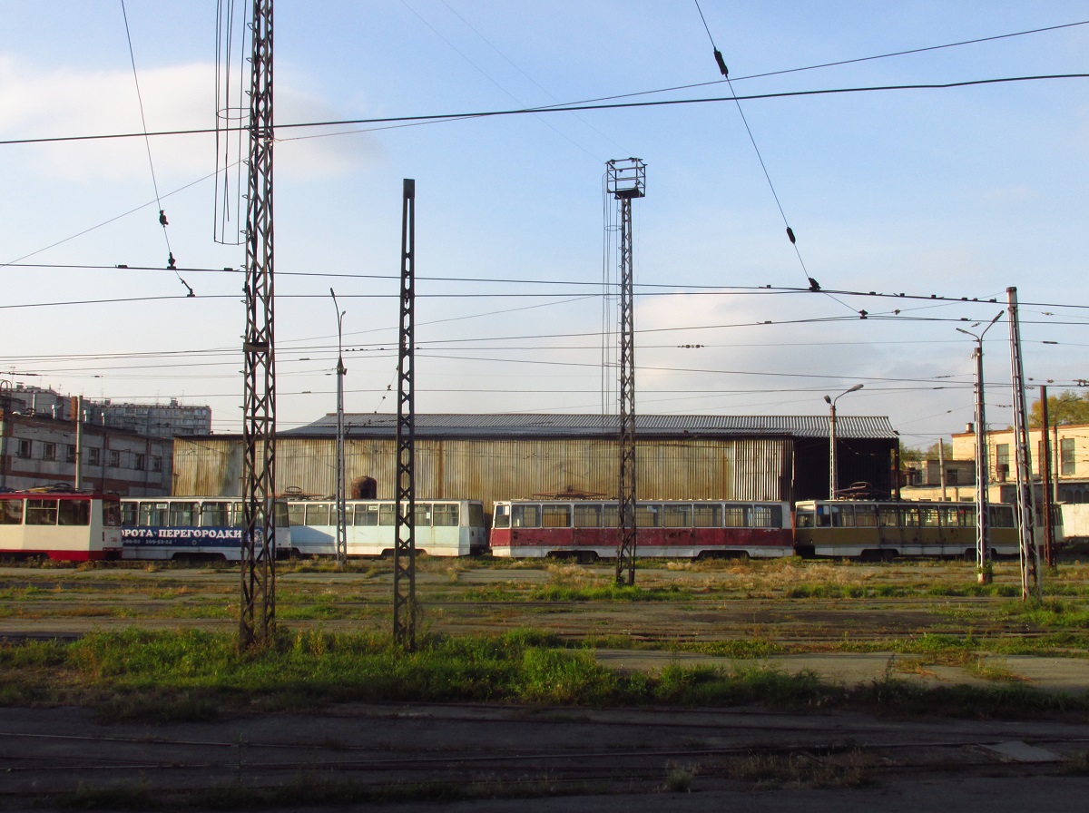 Chelyabinsk, 71-605A nr. 1384; Chelyabinsk, 71-605 (KTM-5M3) nr. 1345; Chelyabinsk, 71-605 (KTM-5M3) nr. 1312; Chelyabinsk — Miscellaneous photos