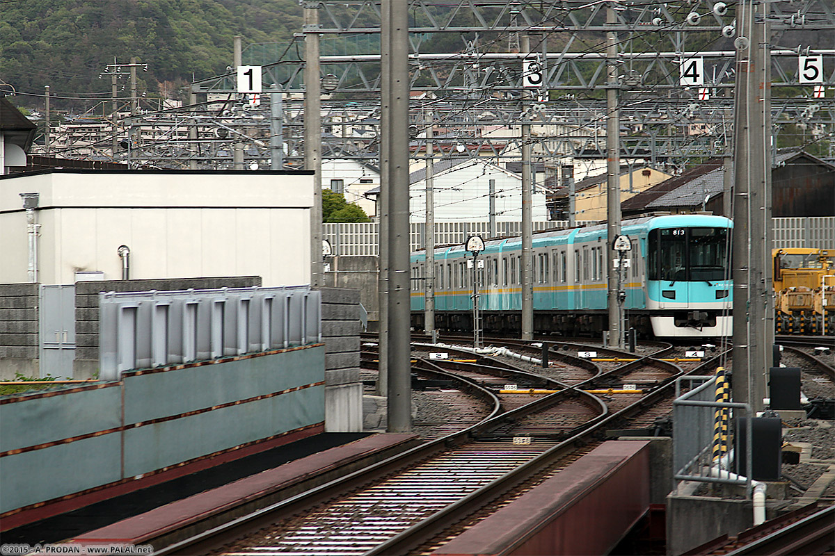 Оцу, Keihan 800 series (моторный) № 813; Киото — Keihan Electric Railway — Кейшинский интерурбан (京津線)