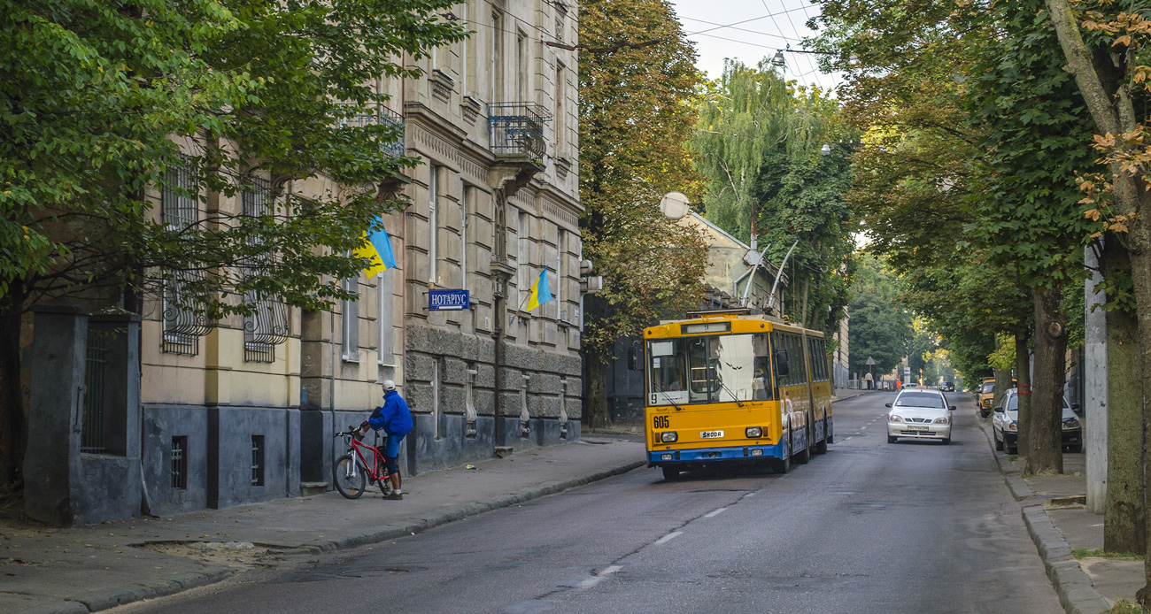 Львов, Škoda 15Tr08/6 № 605