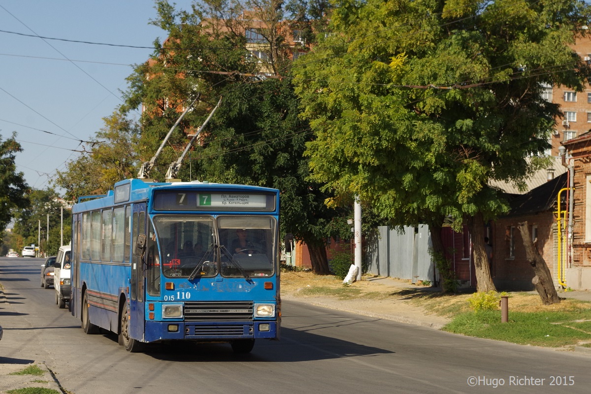 Таганрог, DAF Den Oudsten B79T-KM560 / Kiepe № 110