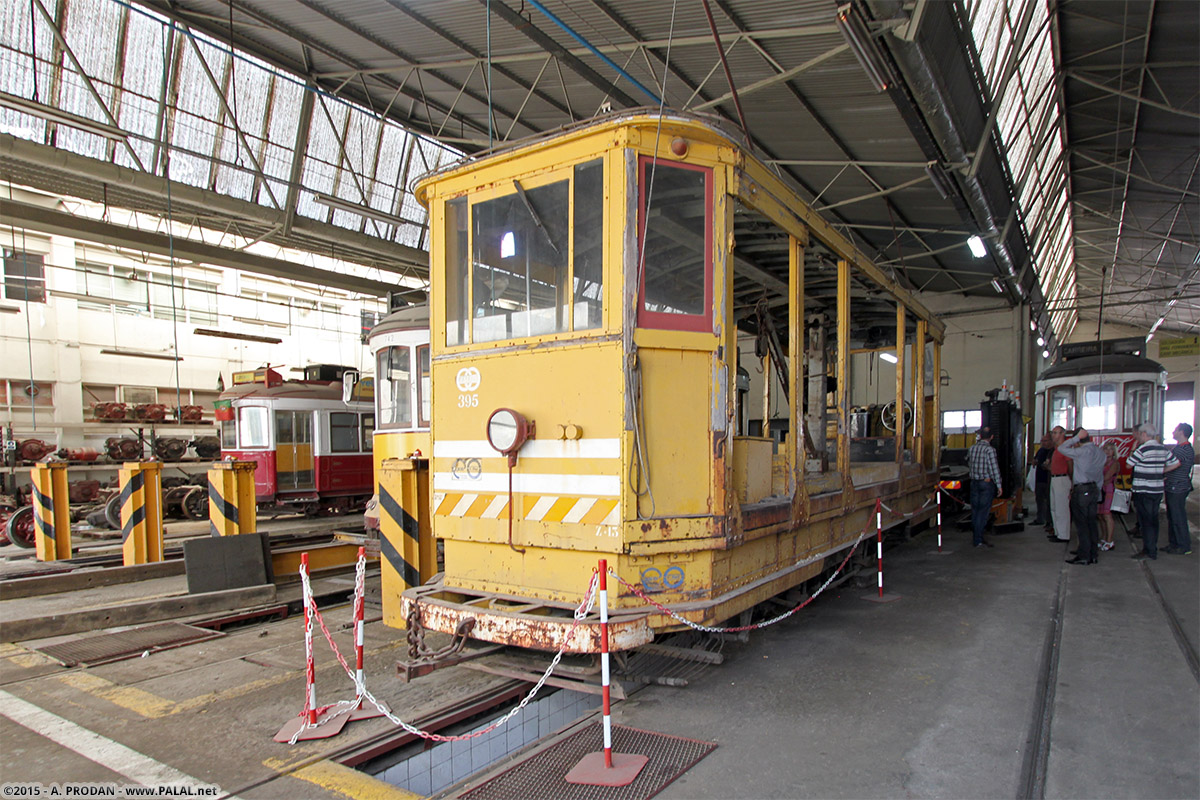 Lisabon, Carris 2-axle service car (Zorra) č. Z-13; Lisabon — Tram — Estação de Santo Amaro (depot)