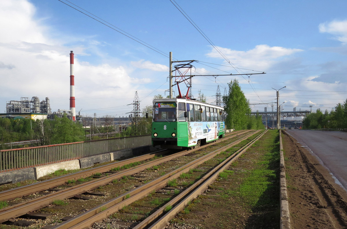 Нижнекамск, 71-605 (КТМ-5М3) № 8; Нижнекамск — Трамвайные линии и кольца
