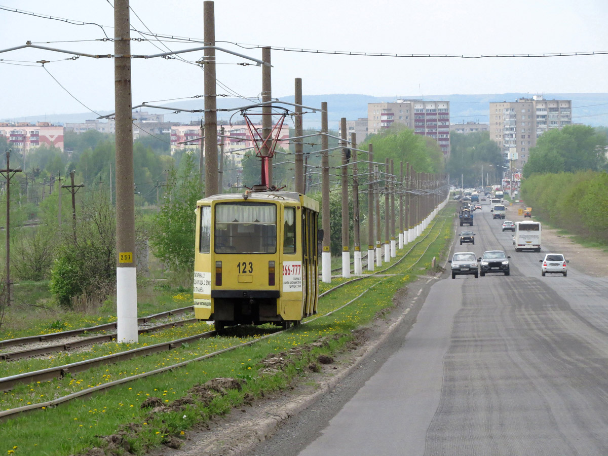 Nižnekamsk, 71-608KM č. 123; Nižnekamsk — Tramway lines and stations