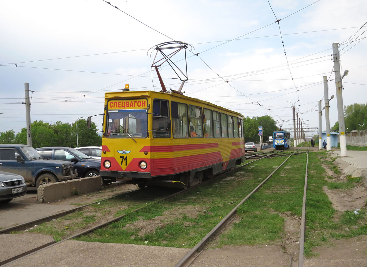 Нижнекамск, 71-605 (КТМ-5М3) № 71