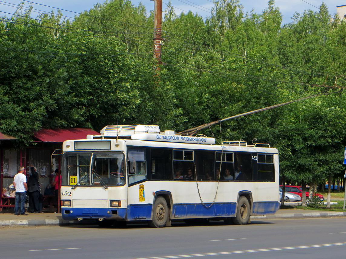 Киров, БТЗ-52764Р № 452