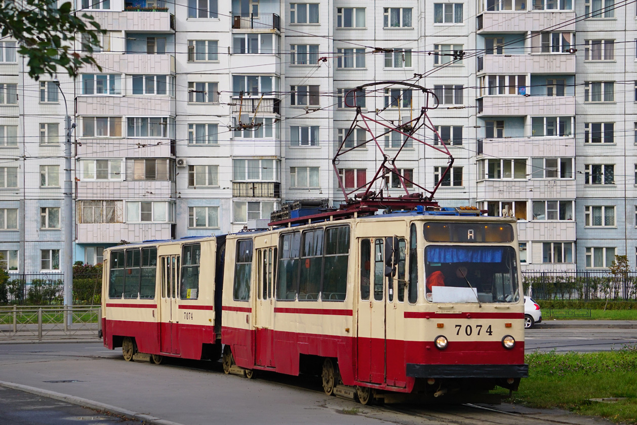 Sanktpēterburga, LVS-86K № 7074