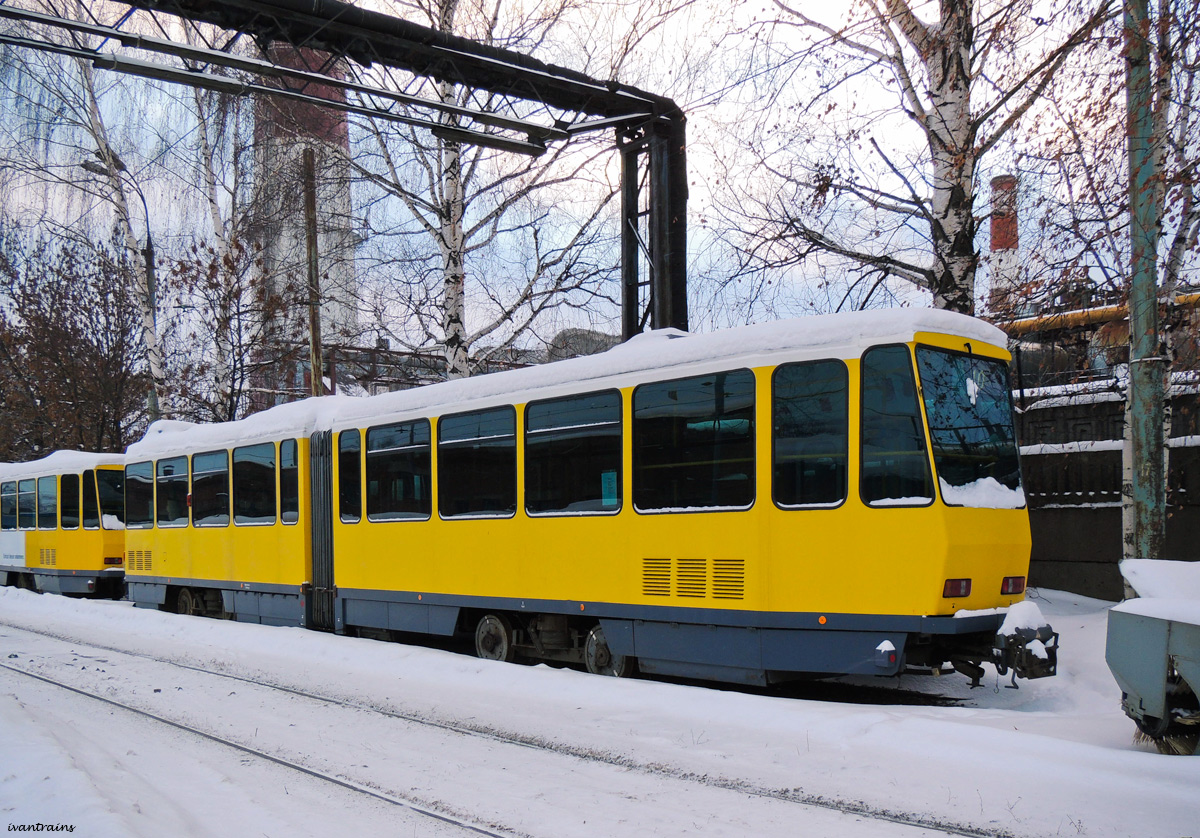 Iževskas, Tatra KT4DM nr. 2401; Iževskas — New tram; Iževskas — Tramway deport # 2