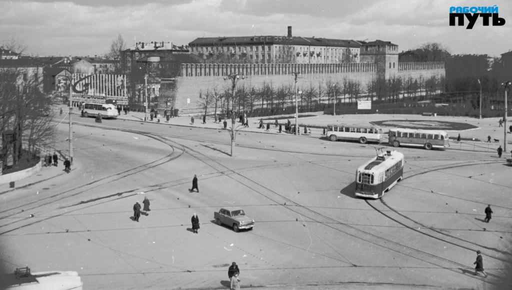 Smolensk, RVZ-6M nr. 72; Smolensk — Dismantling and abandoned lines; Smolensk — Historical photos (1945 — 1991); Smolensk — Tramway lines, ifrastructure and final stations; Smolensk — Unidentified vehicles