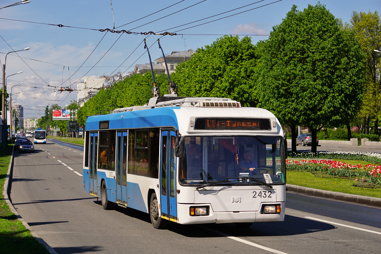 Остановки 40 троллейбуса. Троллейбус БКМ 321 Санкт-Петербург 2018. Троллейбус 40. Троллейбус 40 СПБ. Троллейбус 11 СПБ.