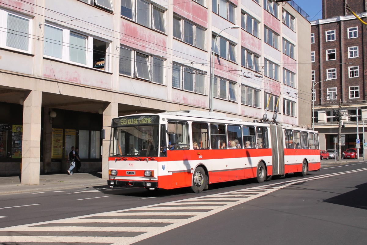 Ústí nad Labem, Škoda 15Tr13/6M nr. 570