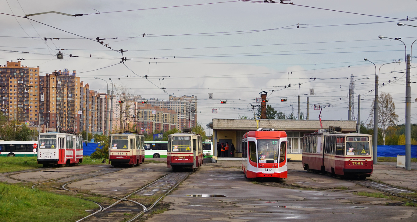 聖彼德斯堡, LM-68M # 7551; 聖彼德斯堡, LM-68M # 7569; 聖彼德斯堡, LVS-86K # 7055; 聖彼德斯堡, 71-631 # 7417; 聖彼德斯堡, LVS-86K # 7009; 聖彼德斯堡 — Terminal stations