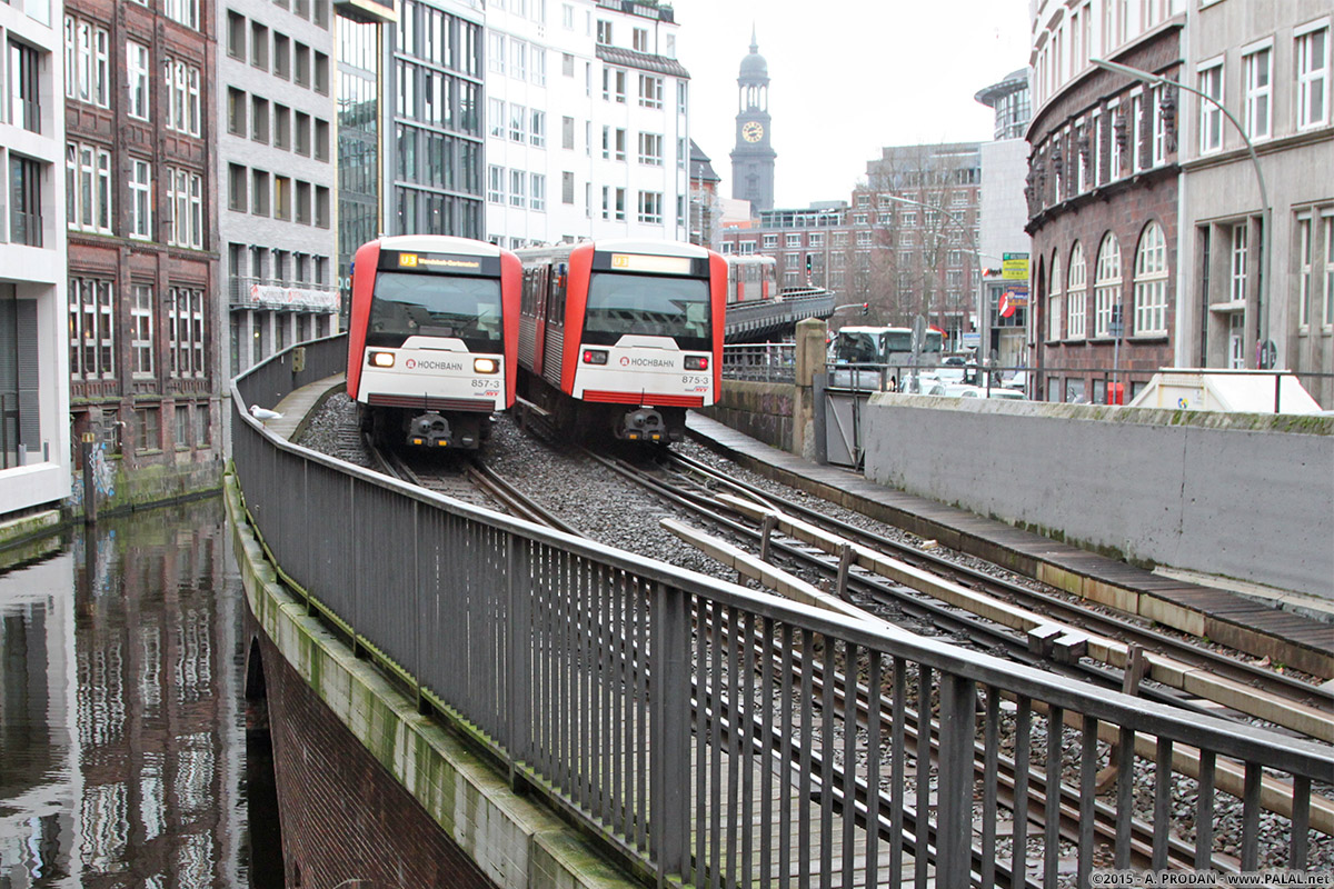 Гамбург, HHA DT3.2 № 857; Гамбург, HHA DT3.3 № 875; Гамбург — U-Bahn — Линия U3