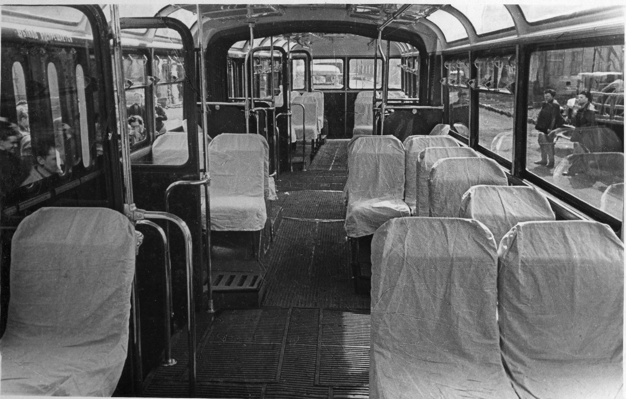 Petrohrad, TBES TC-1 č. 04; Petrohrad — Historical trolleybus photos