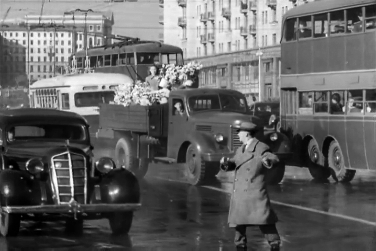 Москва — Исторические фотографии — Двухэтажные троллейбусы (1937-1953); Москва — Троллейбусы в кинофильмах