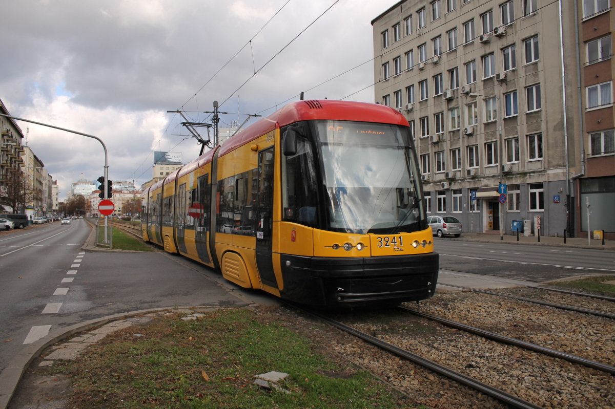 Варшава, PESA Swing 120Na № 3241