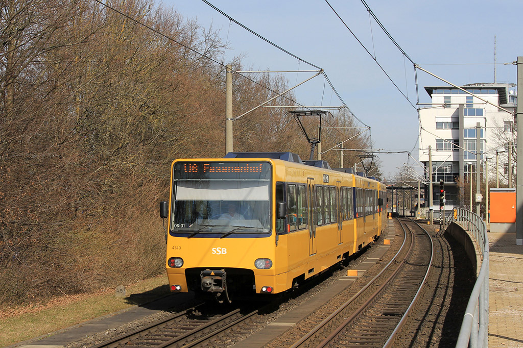 Stuttgart, Duewag DT8.S N°. 4149