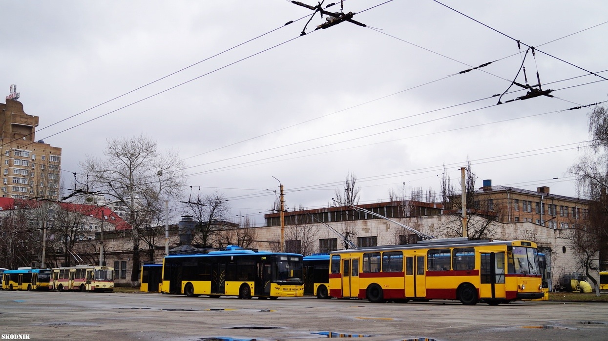 Киев, ЛАЗ E183D1 № 2905; Киев, Škoda 14Tr02 № 148; Киев — Троллейбусные депо: 2