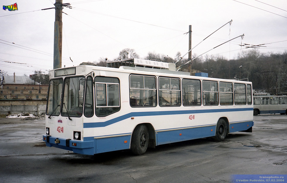 Kyiv, YMZ T2 № 4241