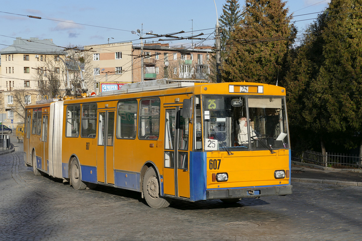 Lviv, Škoda 15Tr03/6 č. 607