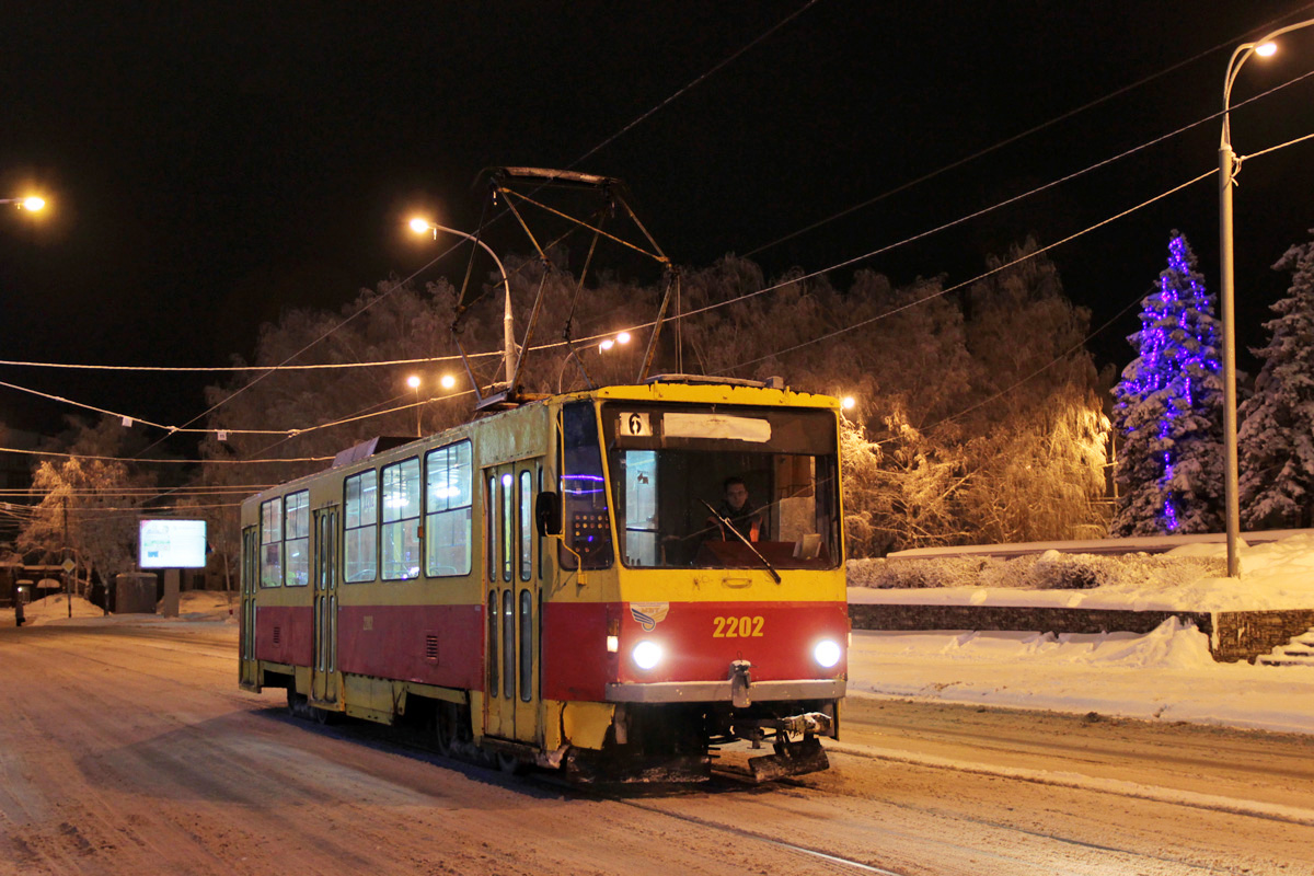 Ulyanovsk, Tatra T6B5SU # 2202