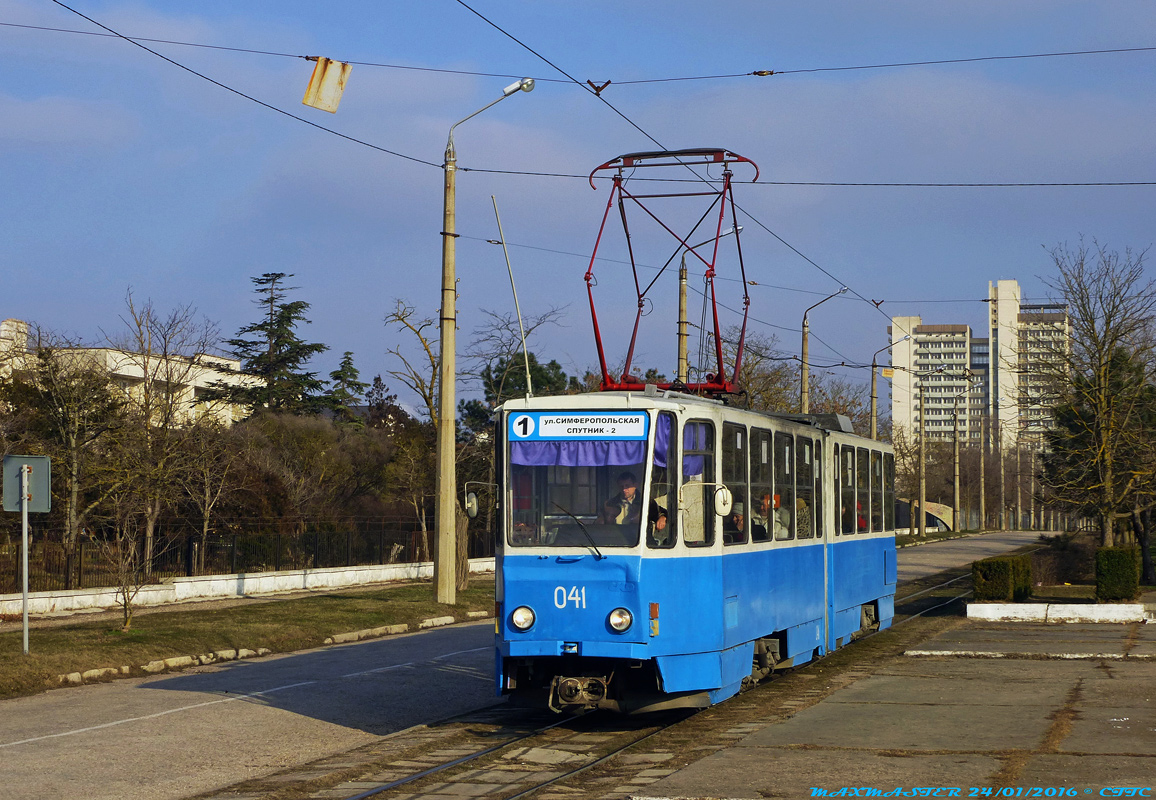 Jevpatorija, Tatra KT4SU — 041