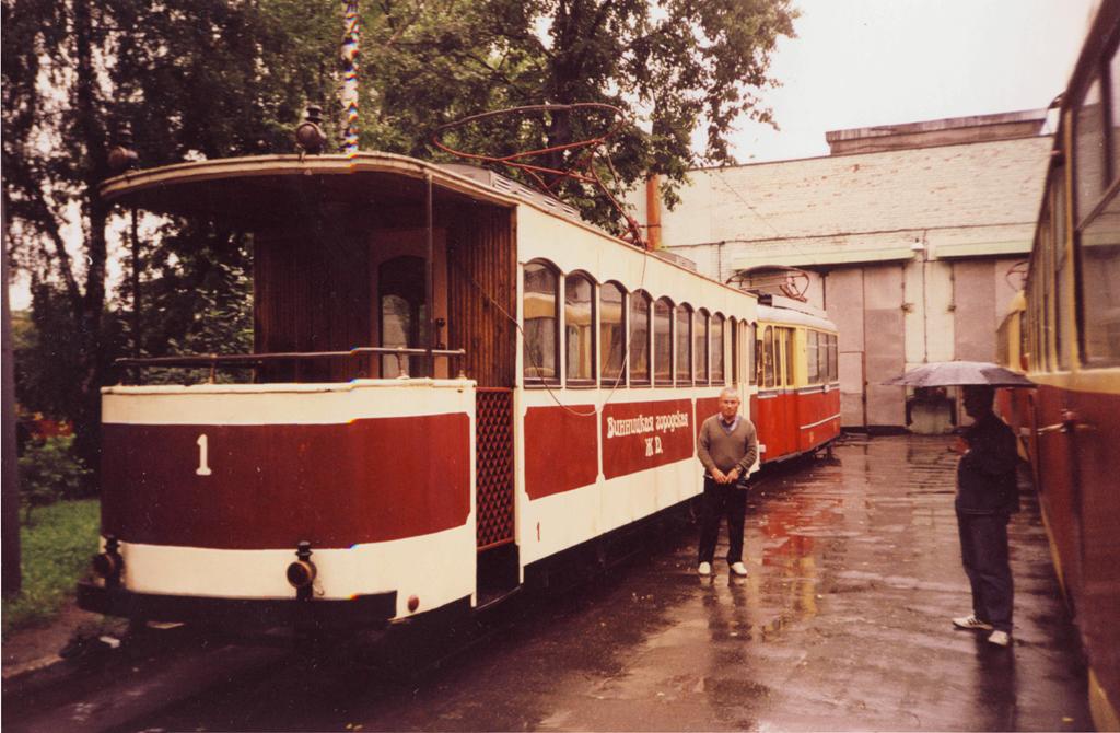 Vinnytsia, 2-axle motor car č. 1; Vinnytsia — Old photos