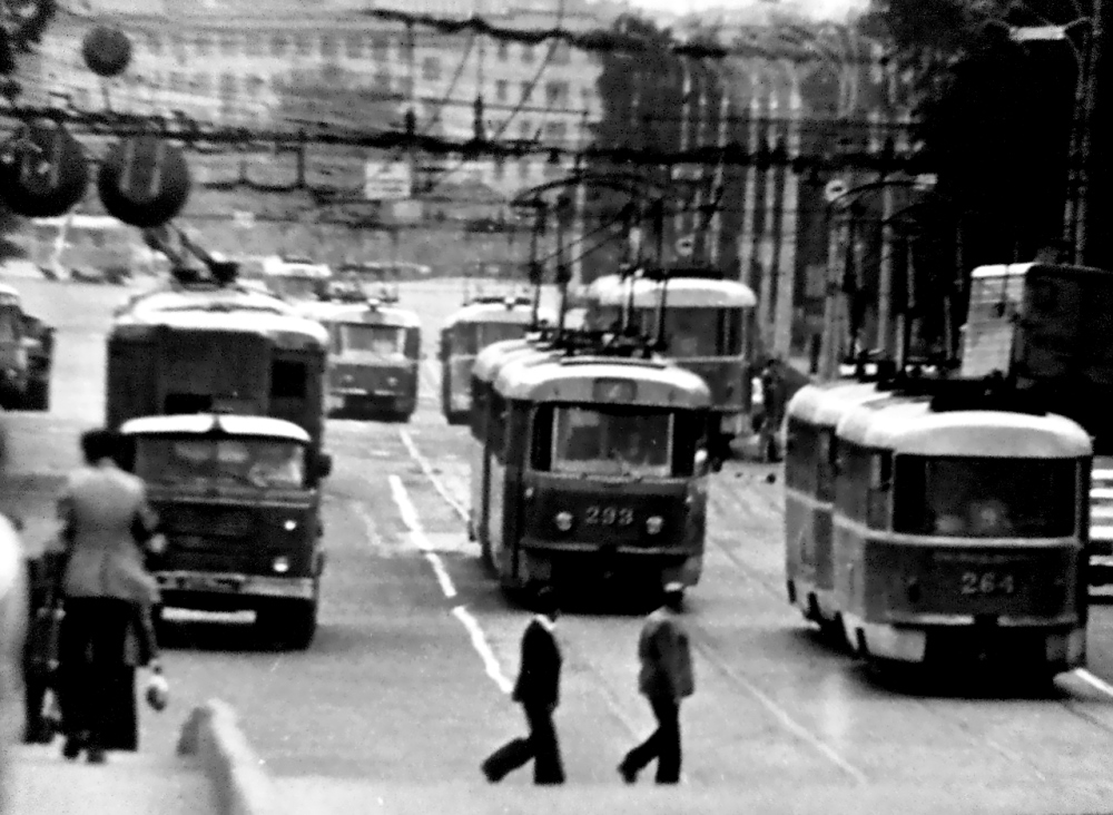 Тверь, Tatra T3SU (двухдверная) № 293; Тверь, Tatra T3SU (двухдверная) № 264; Тверь — Старые фотографии (1917—1991); Тверь — Трамвайные линии: Центральный район