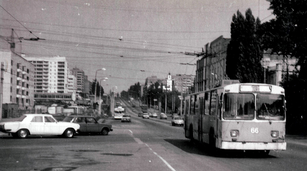 Кременчуг, ЗиУ-682В № 66; Кременчуг — Исторические фотографии — Троллейбус (1966-2005)