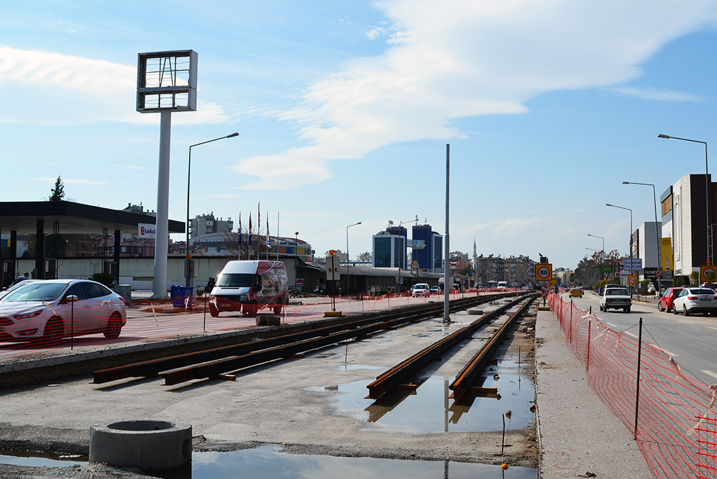 Анталья — Линии и инфраструктура — строительство трамвайных линий; Анталья — Линии и инфраструктура — скоростной трамвай