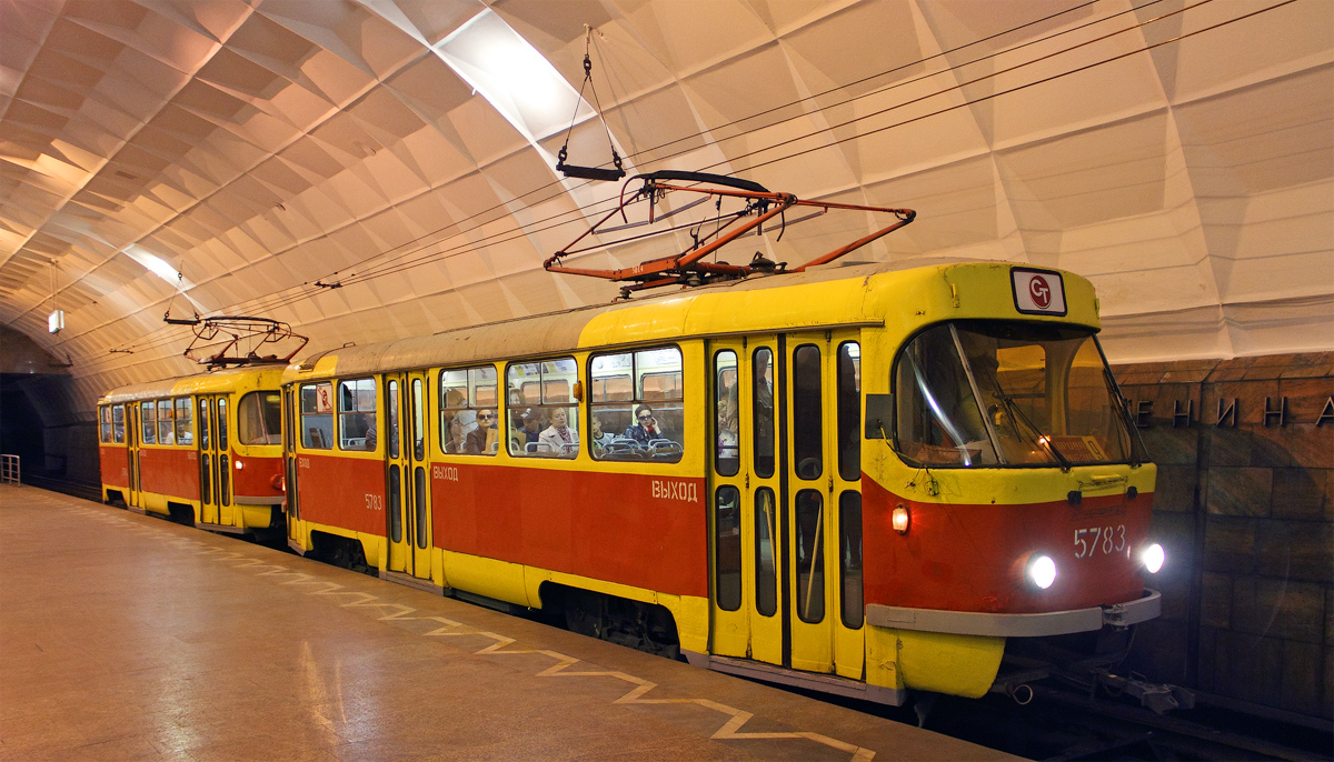 Трамвай метрополитен