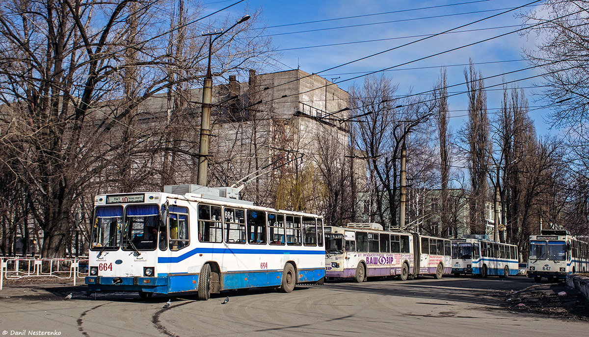 Кривой Рог, ЮМЗ Т2 мод. 7 № 664