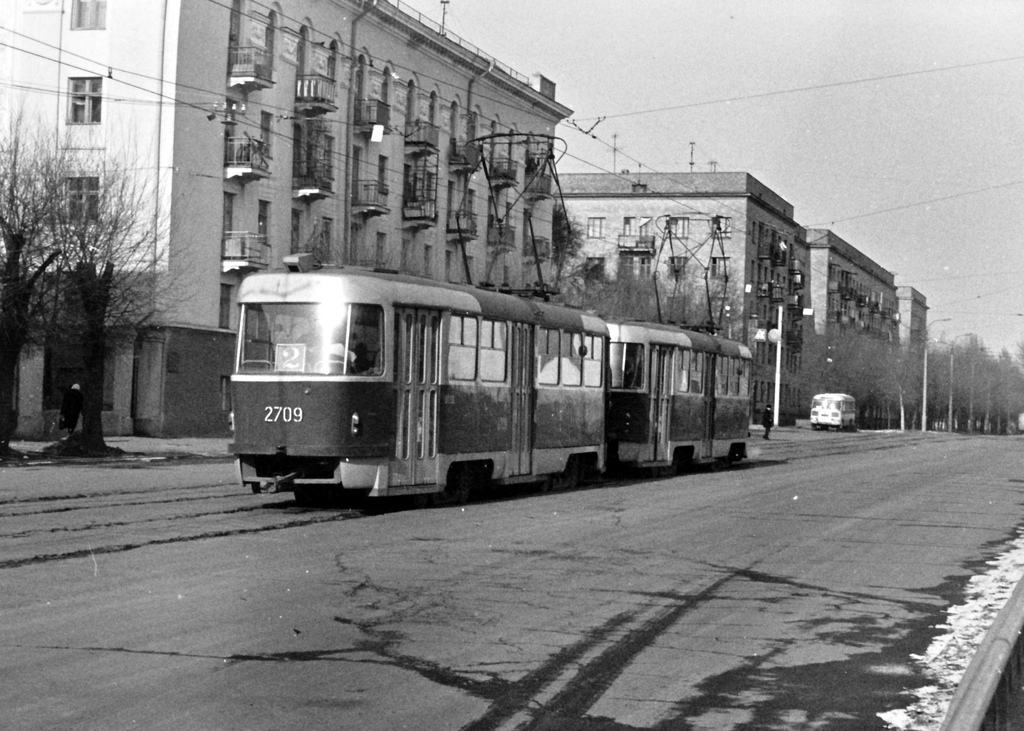 Volgográd, Tatra T3SU — 2710; Volgográd, Tatra T3SU — 2709