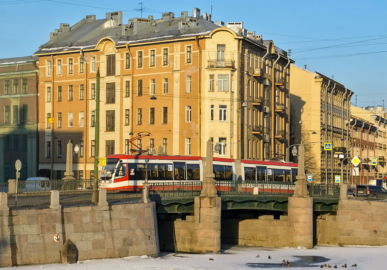 Saint-Petersburg, BKM 84300M № 5212; Saint-Petersburg — Bridges