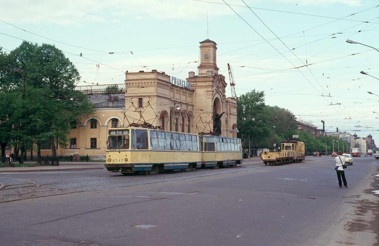 Санкт-Петербург, ЛМ-68М № 8547